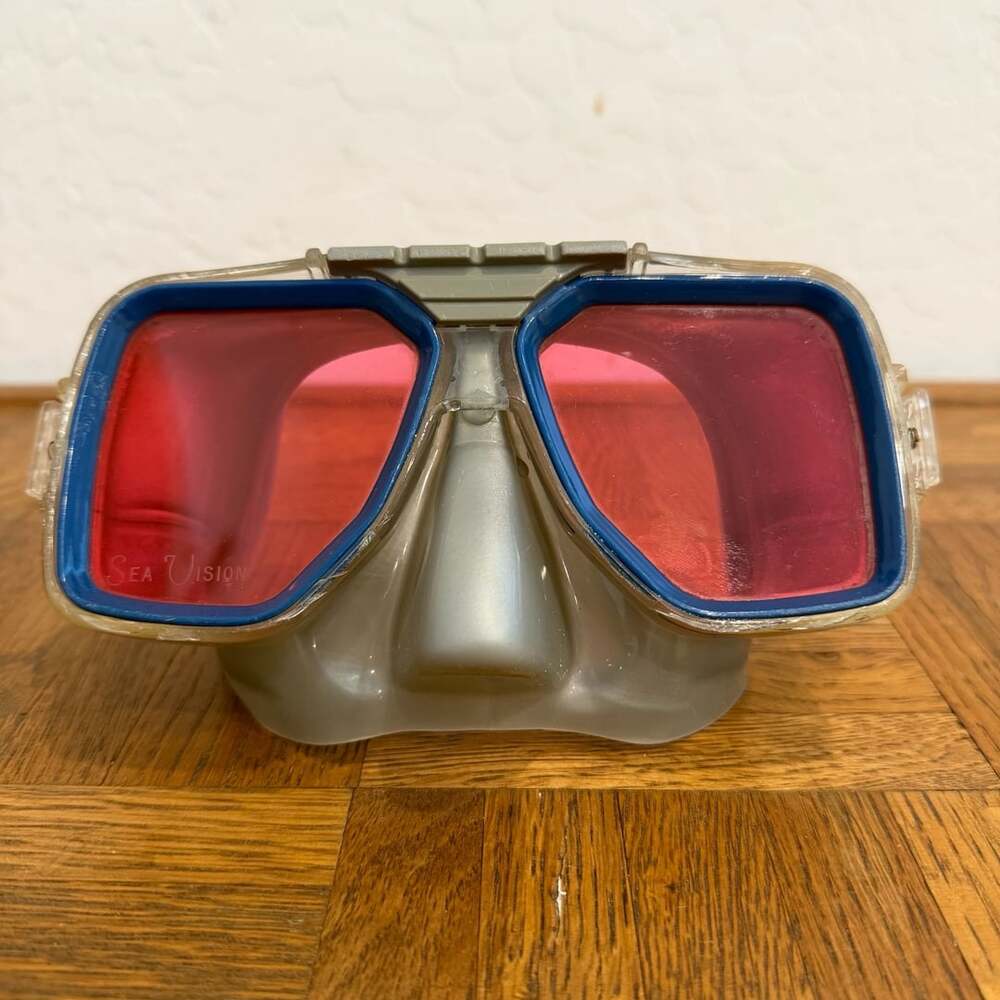 Sea Vision Scuba Diving Mask Goggles Pink Tinted Lens